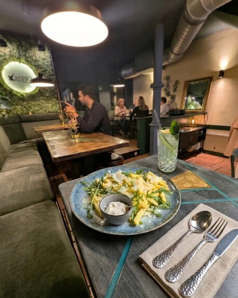 Getrüffelte Pommes — Restaurant Kaspio Stade