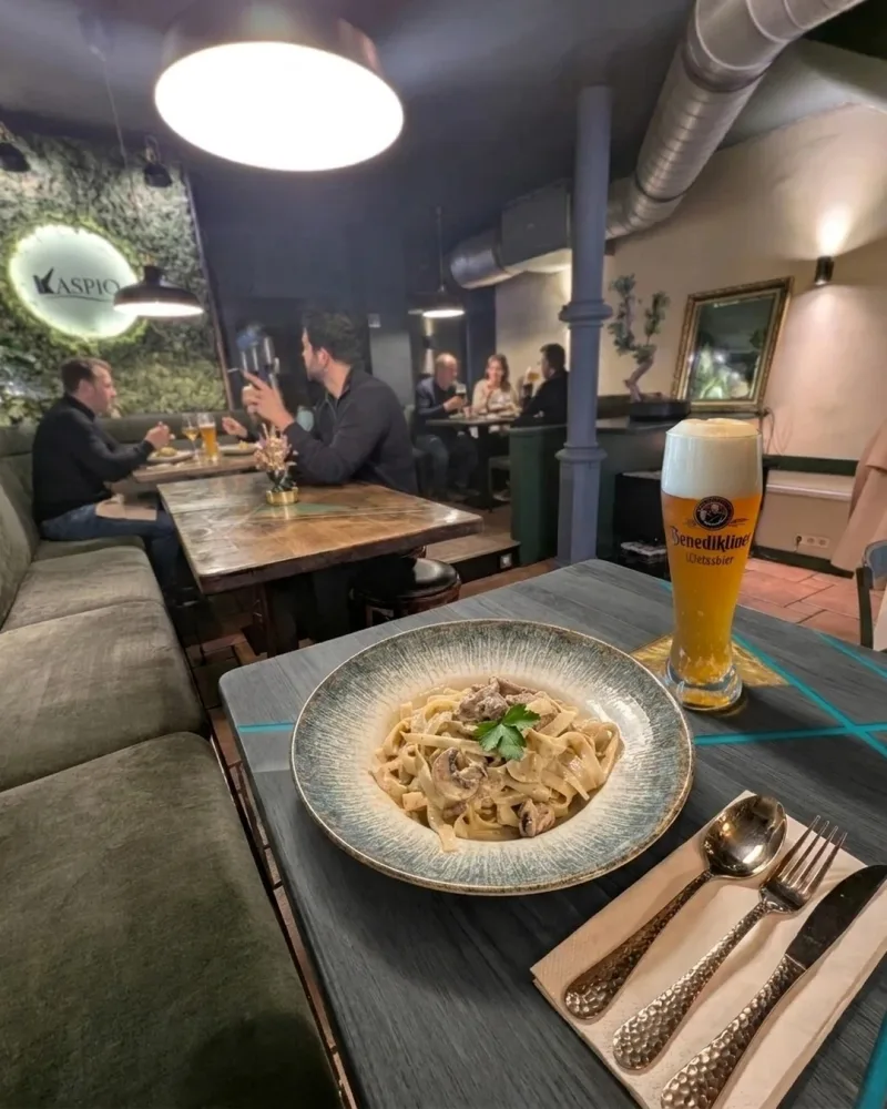 Sultan — Restaurant Kaspio Stade