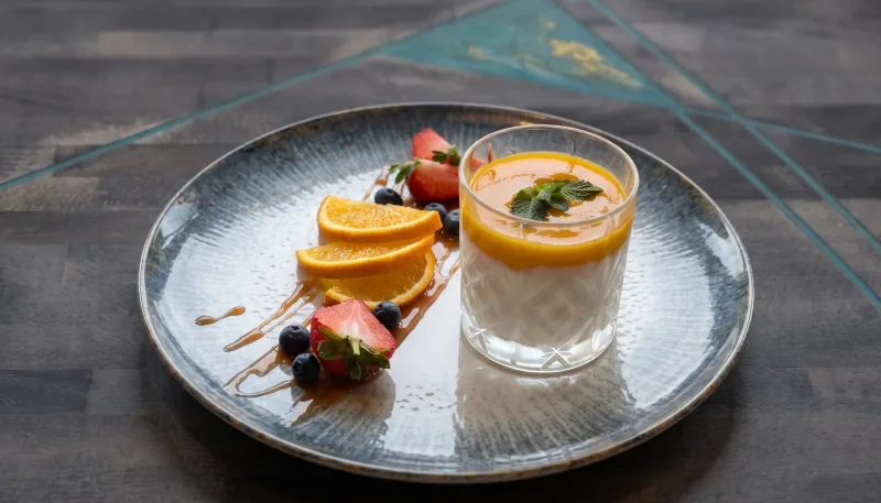 Panna Cotta — Mit Mangospiegel bei Kaspio in Stade