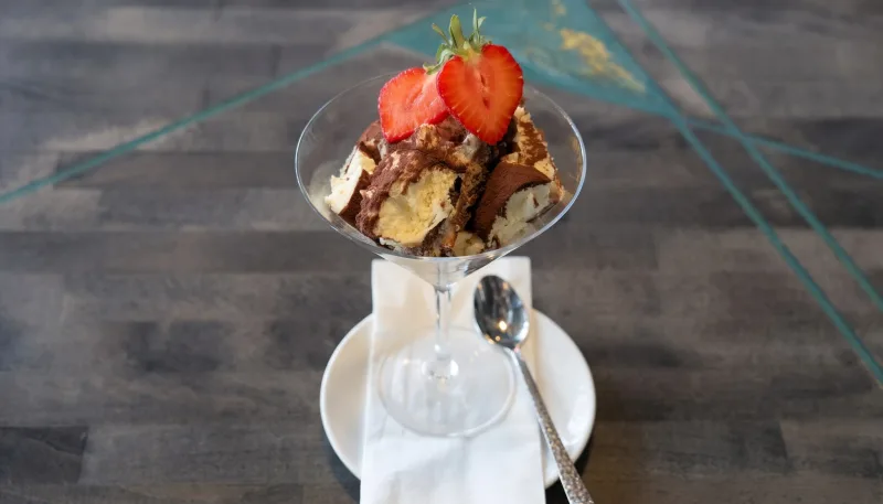 Tiramisu bei Kaspio in Stade