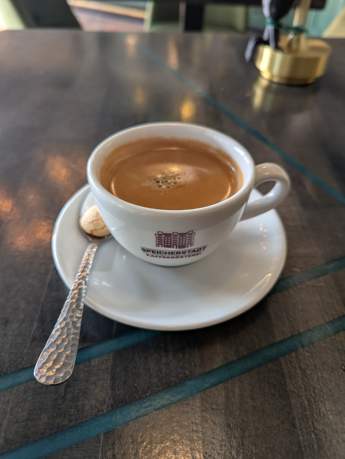 Caffè Crema bei Kaspio in Stade